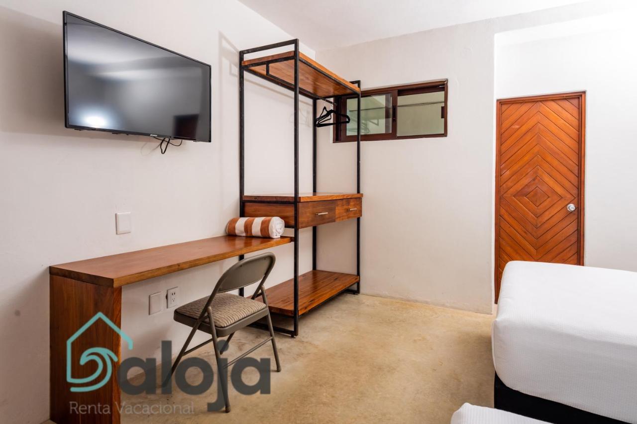 Vica Guest House Con Piscina En La Entrada De La Zona Hotelera Cancún Exteriör bild