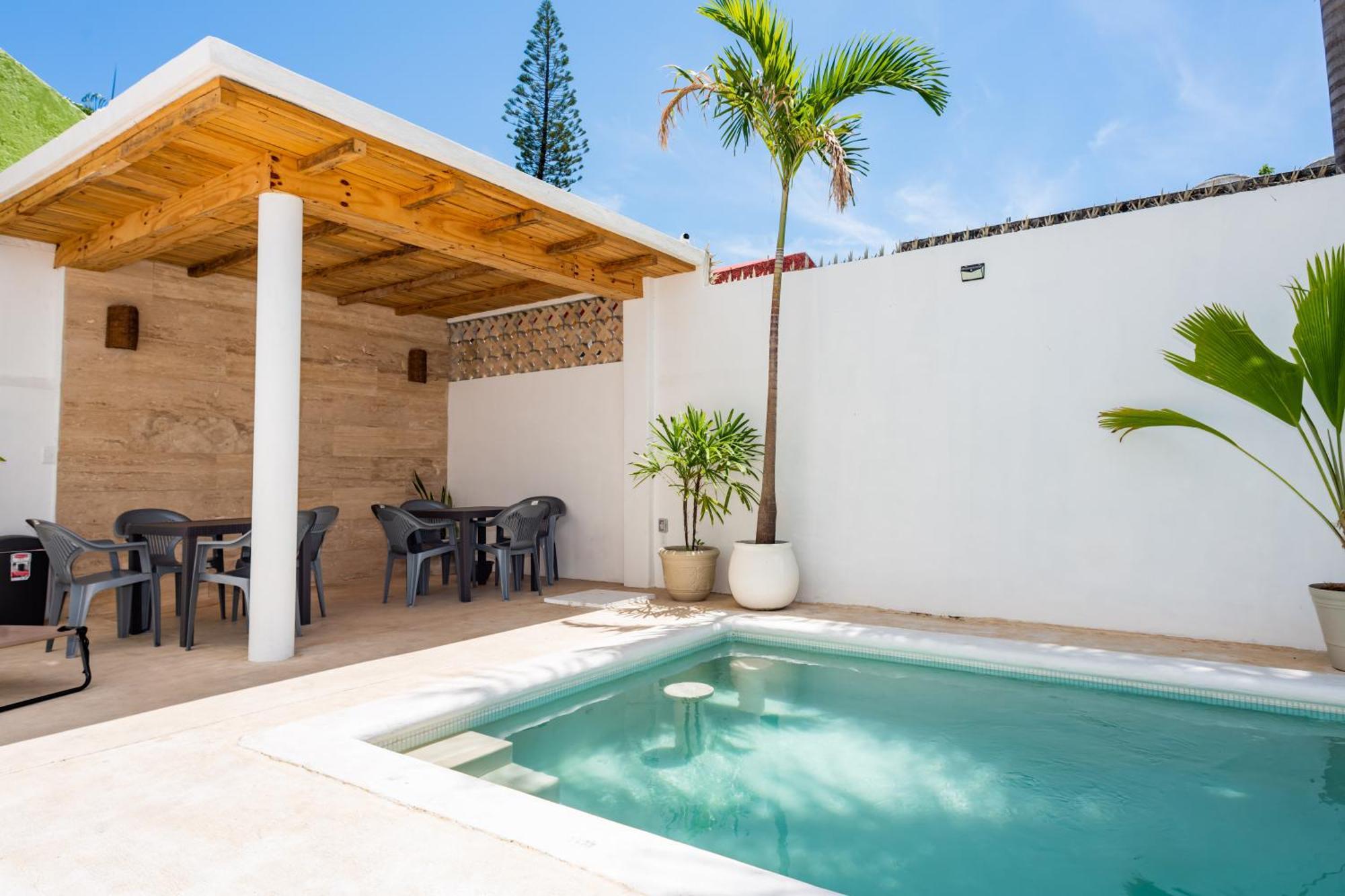 Vica Guest House Con Piscina En La Entrada De La Zona Hotelera Cancún Exteriör bild